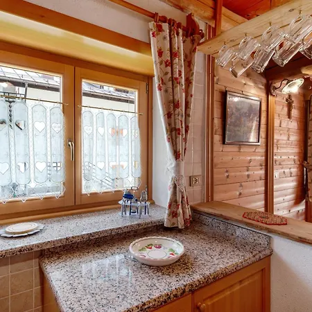 Marmolada Apartment