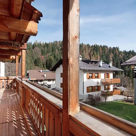 Marmolada Apartment