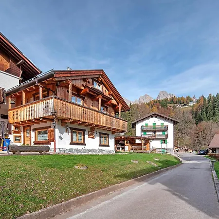 Marmolada Apartment Falcade